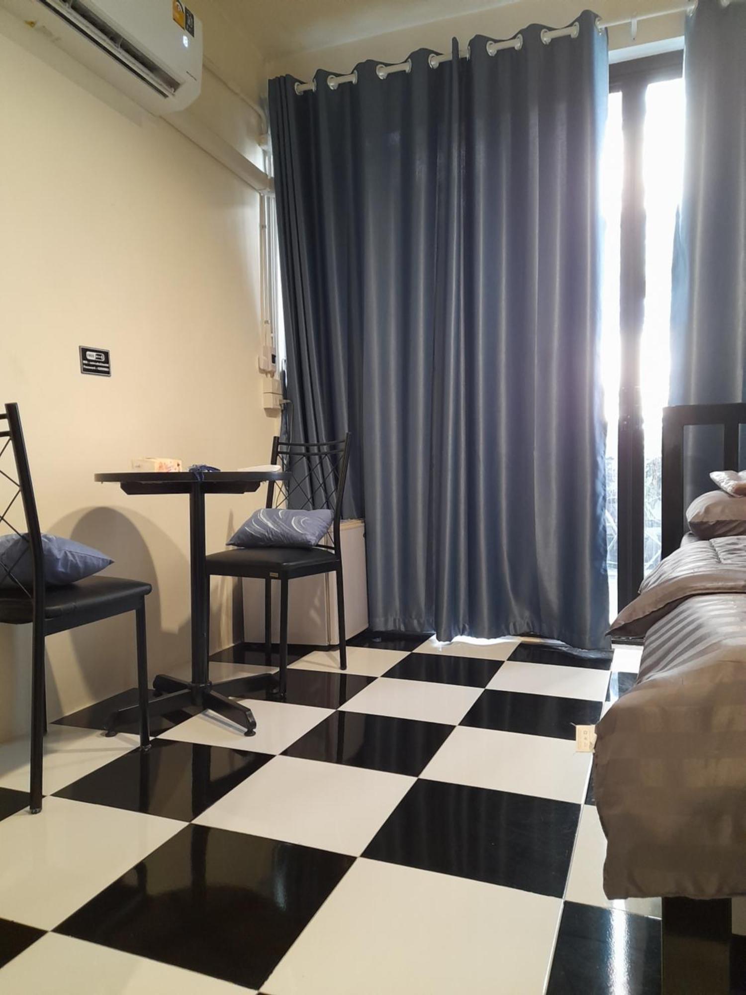 Noir Cafe And Hostel Chinatown Μπανγκόκ Εξωτερικό φωτογραφία